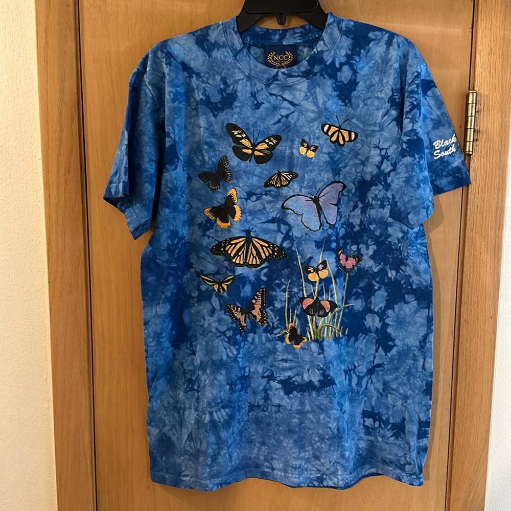 NCC Gold Apparel Vintage Butterfly Black Hills Tie Dye Tee T-Shirt Blue Medium